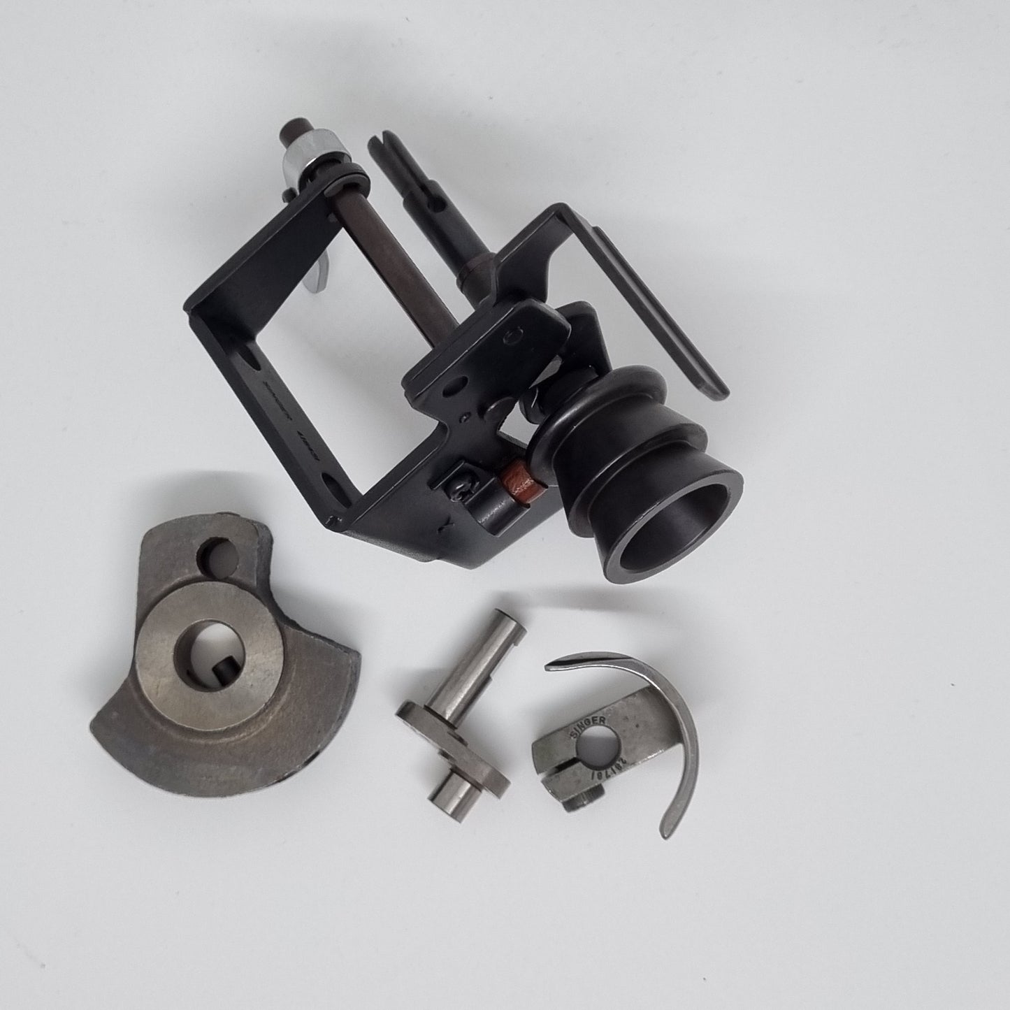 Industrial Parts Shuttle Kit 1.7 for Singer 469/569