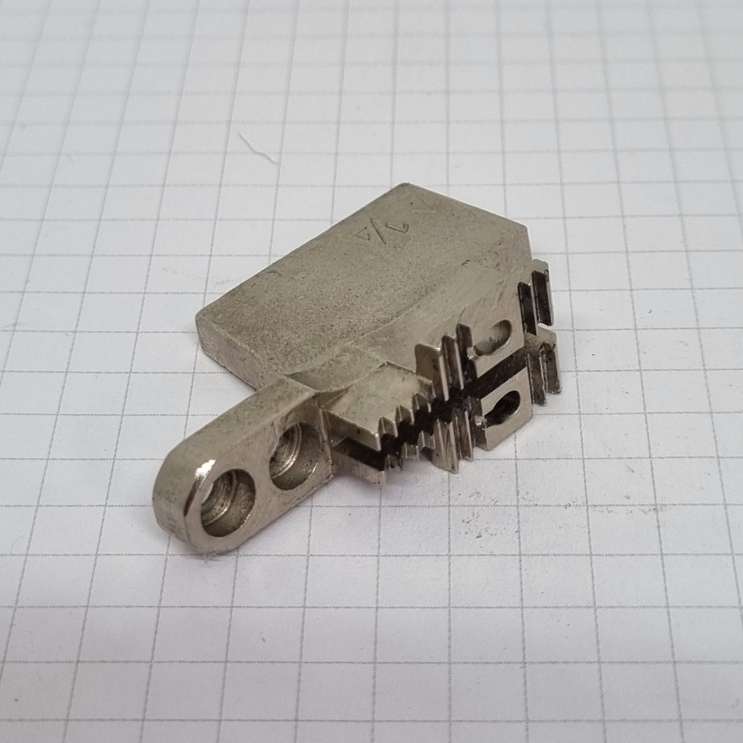 Industrial Parts Feed Dog 1/4" for Singer Machine 440