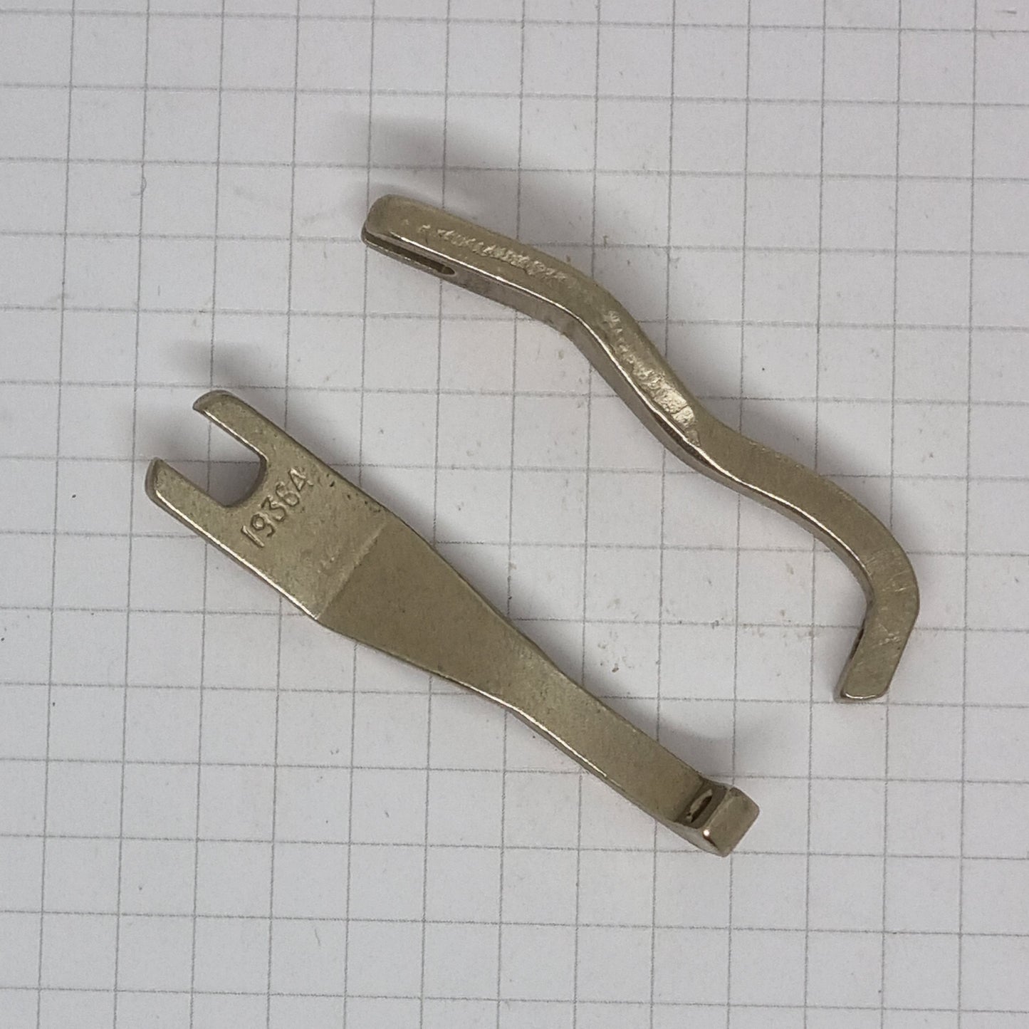 Industrial Parts Lift Presser Foot for Singer 31K