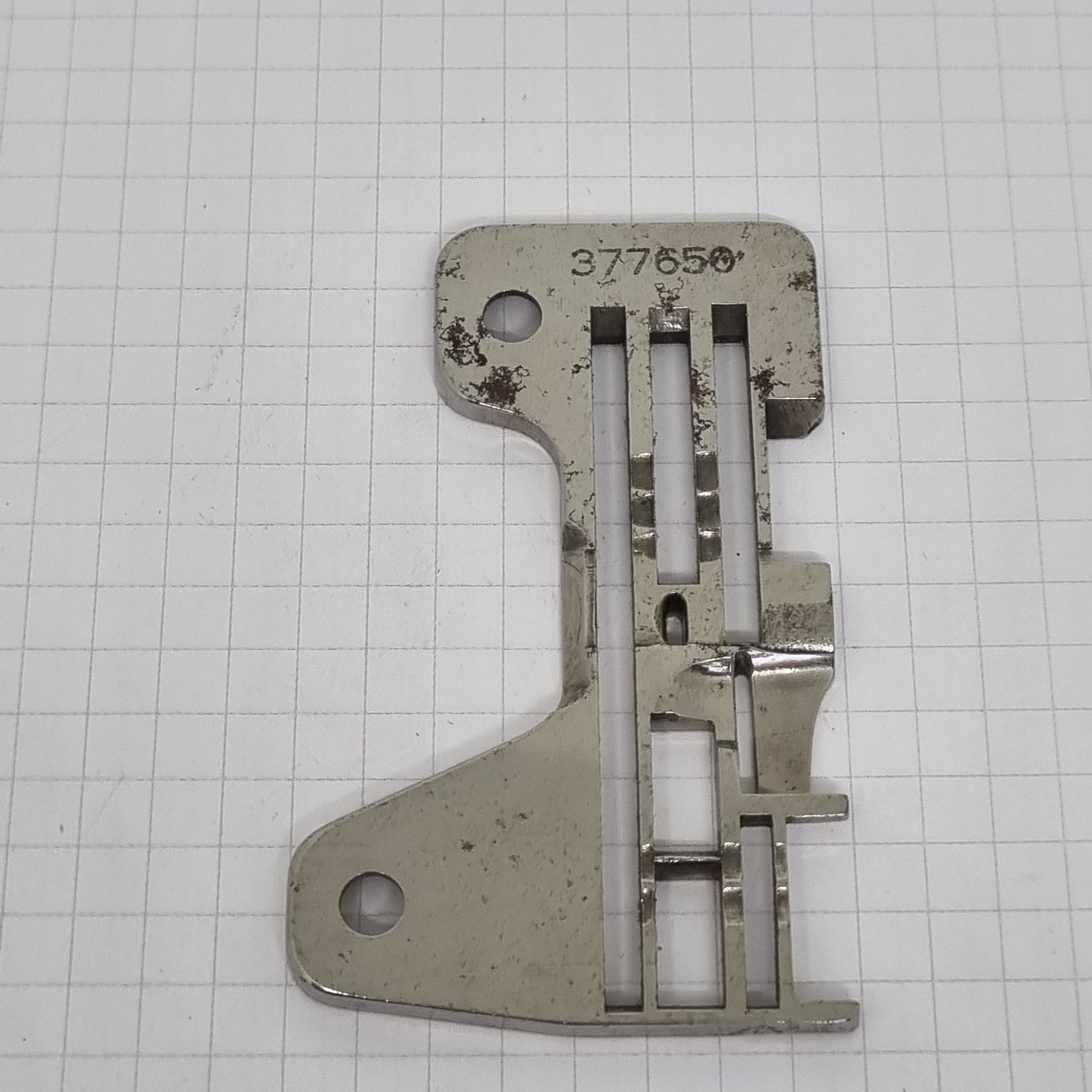 Industrial Parts Throat Plate for Singer 1831U, 1832U, 1842U