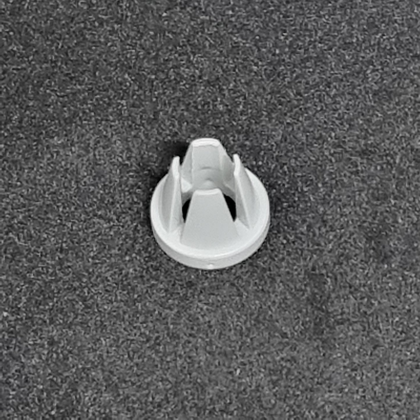Domestic Accessories Spool Cap Small for Janome