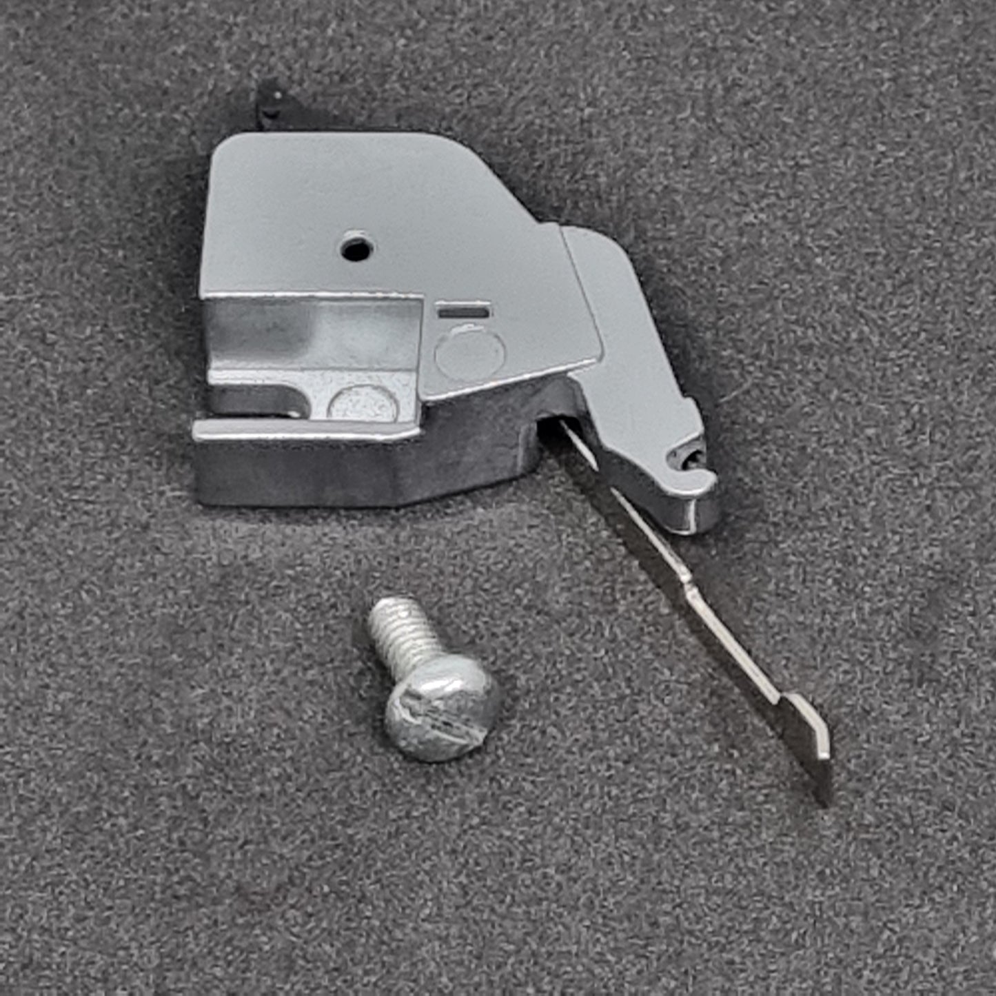 Domestic Parts Shank Overlock for Singer