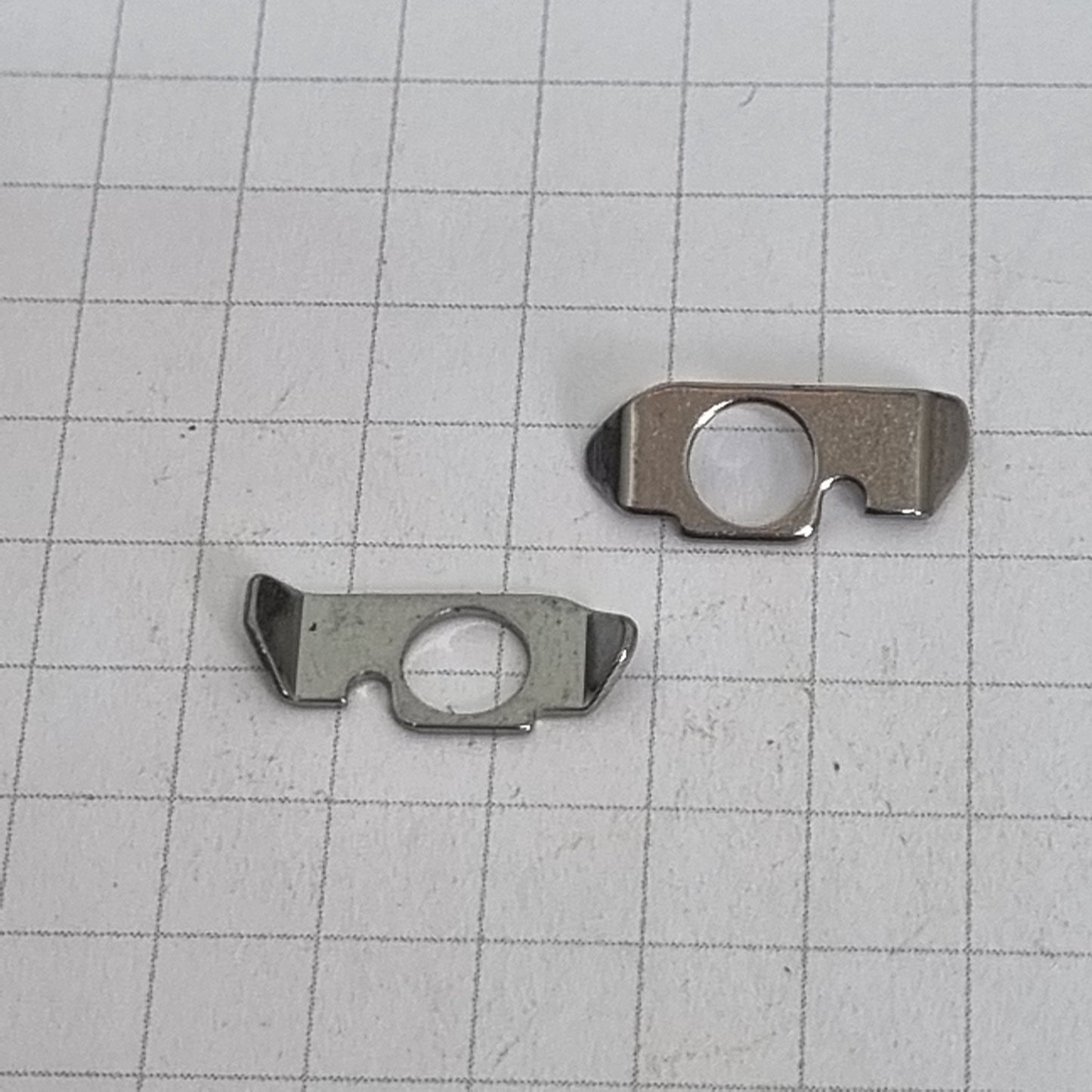 Industrial Parts Needle Thread Holder (Rear) for Singer 842U/832 & Brother MA4-B551