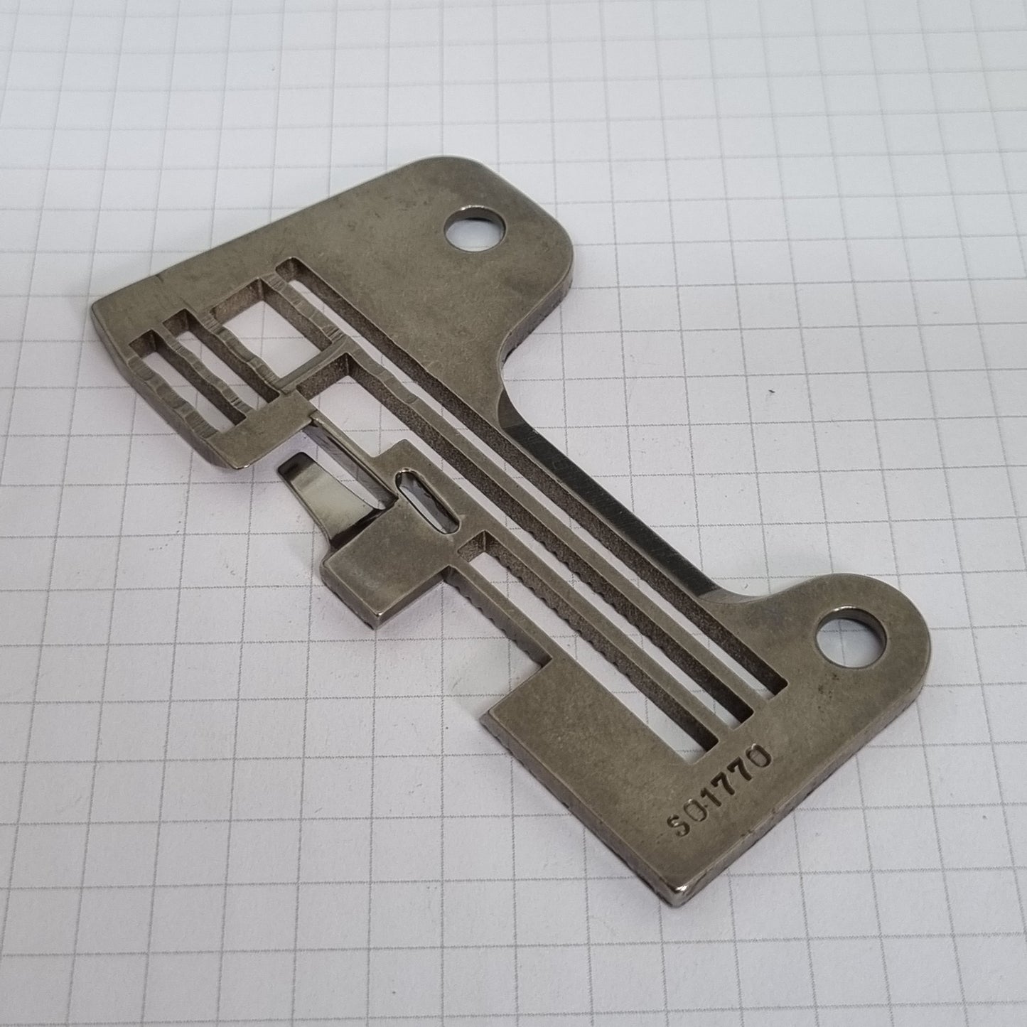 Industrial Parts Feed Dog Main for Singer 842U/832 & Brother MA4-B551