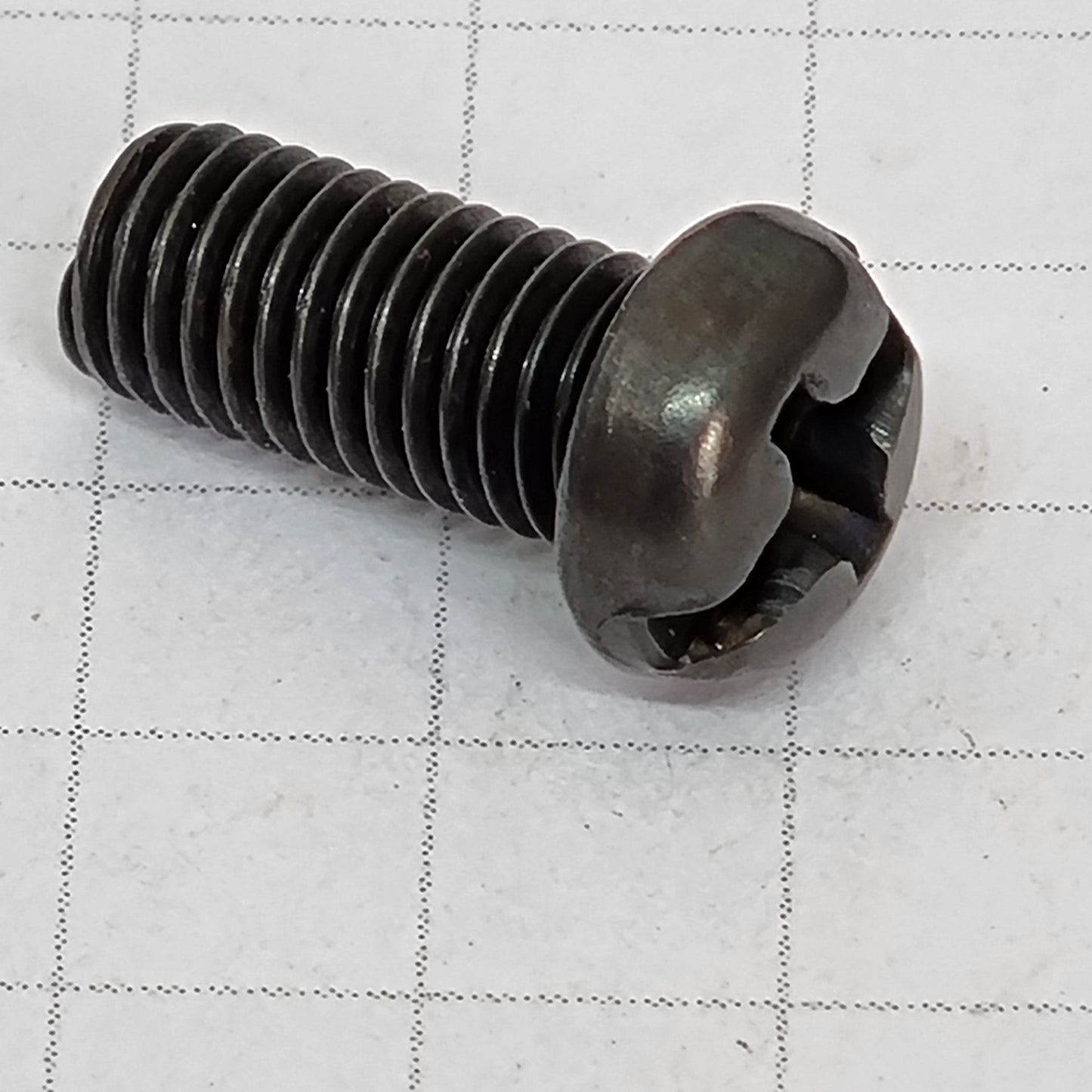 Industrial Parts Screw BR062680-712 for Singer 842U/832 & Brother MA4-B551