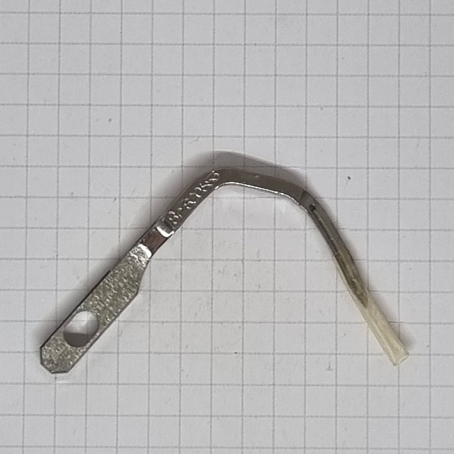 Industrial Parts Safety Stitch Looper/ Double Chain Stitch Looper for Singer 842U/832 & Brother MA4-B551