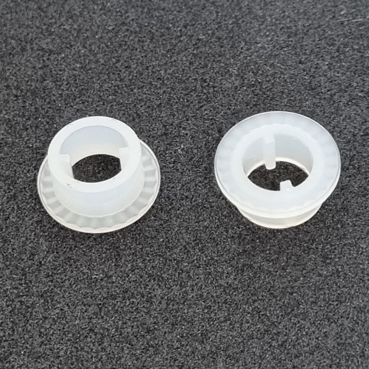 Industrial Parts Thread Tension Cap/Washer for Singer 842U/832 & Brother MA4-B551