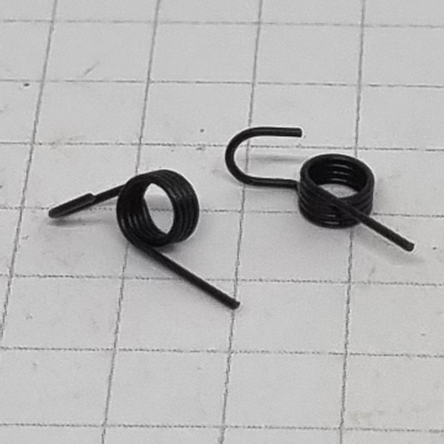 Industrial Parts Spring for Singer 842U/832 & Brother MA4-B551