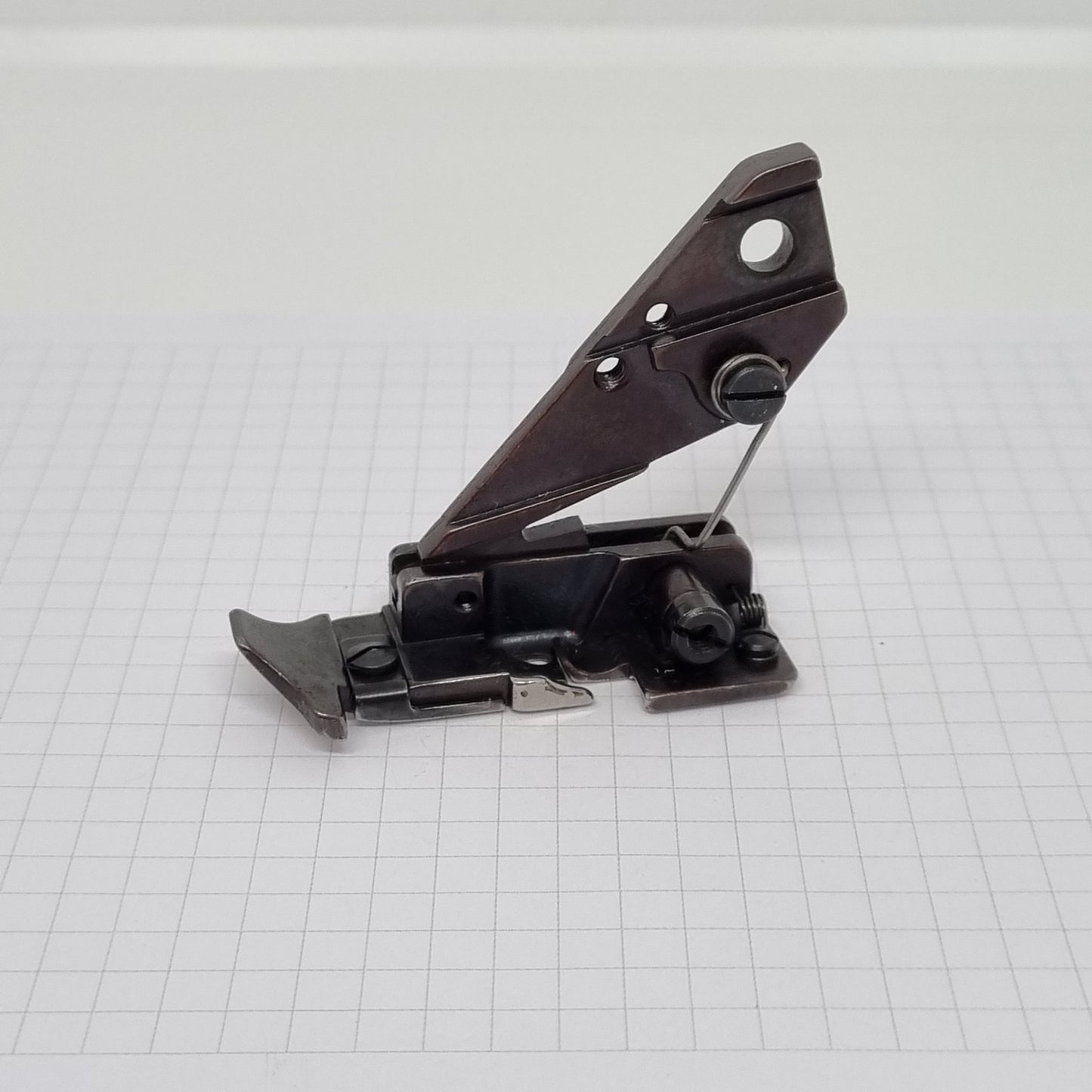 Industrial Parts Presser Foot Assembly for Singer 842U/832 & Brother MA4-B551