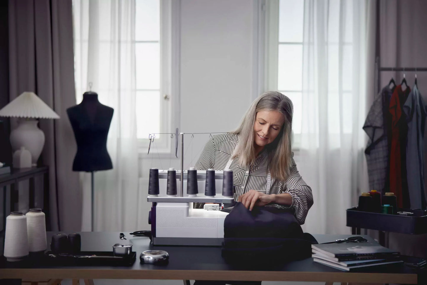 Domestic Overlocker PFAFF admire air 7000