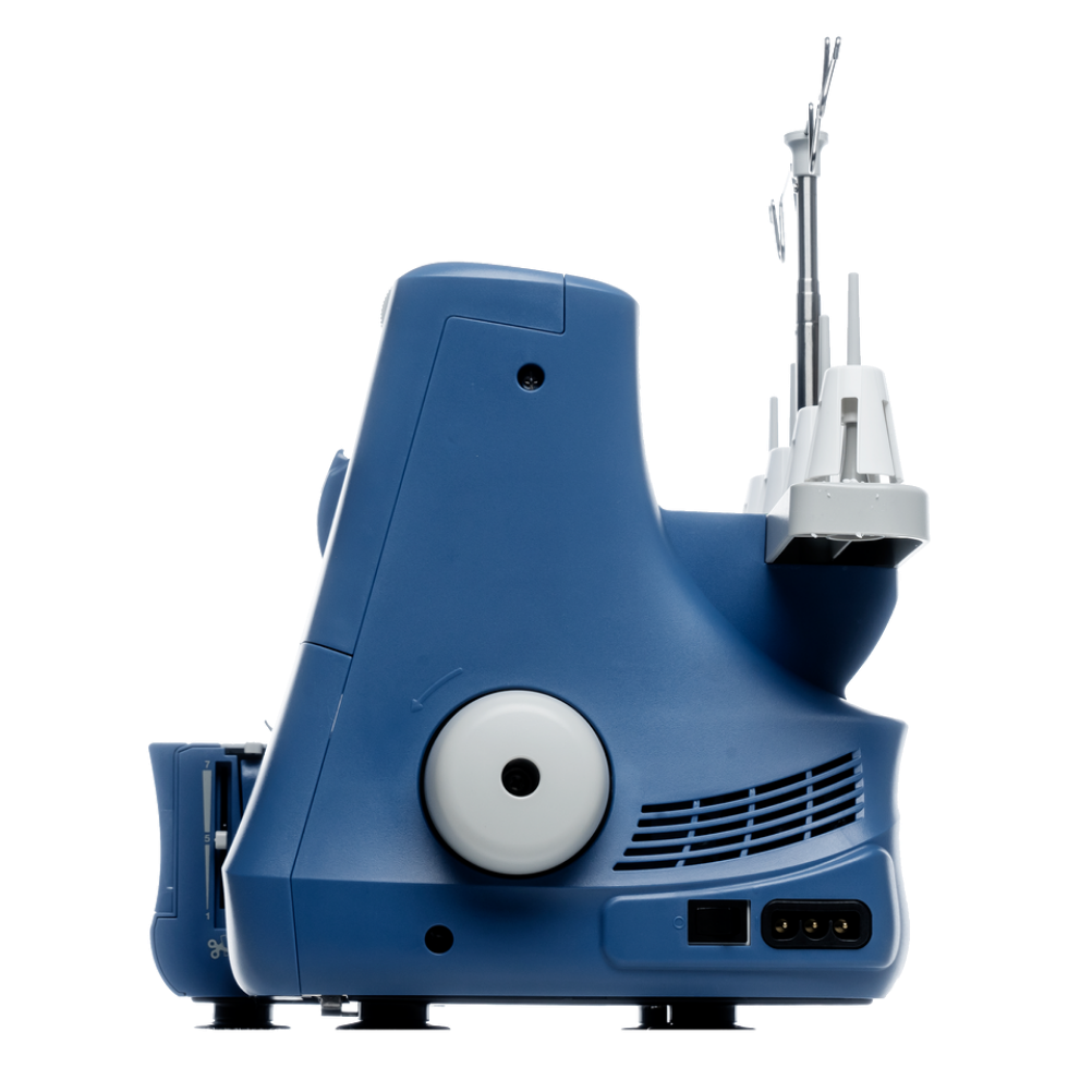 Domestic Overlocker Singer M0235 "Making the Cut"