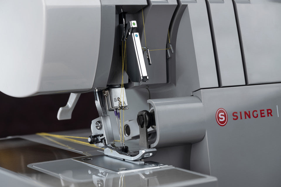 Domestic Overlocker Singer Heavy Duty HD0405S