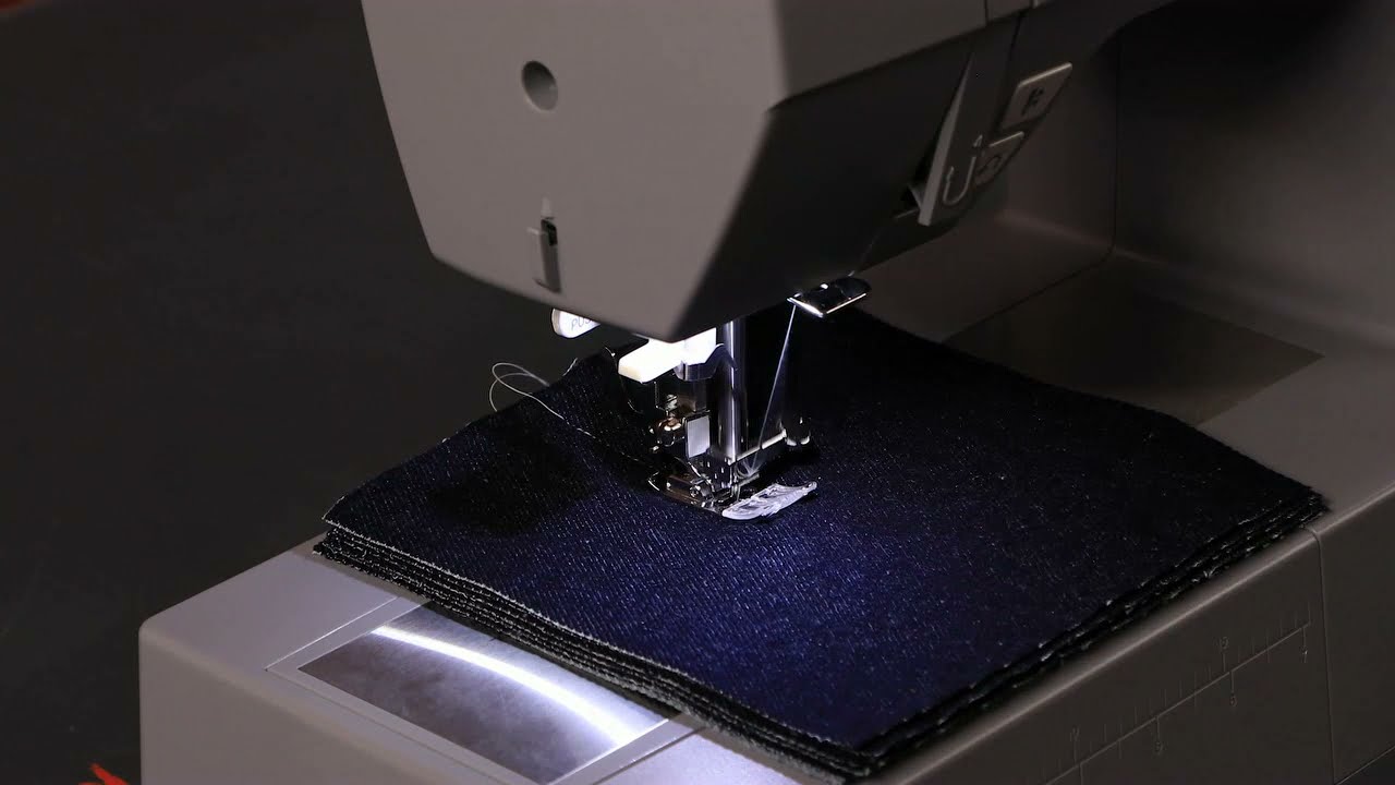 Domestic Sewing Singer Heavy Duty HD6805C