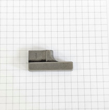 Industrial Parts Cutting Block 5/8 eye for Singer 299U
