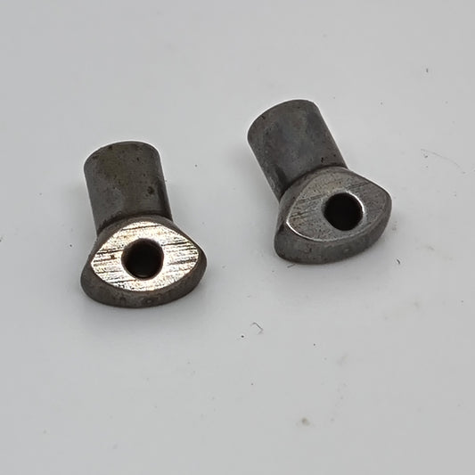 Shuttle Thread Pull Off Part No. 81951 for Singer 29K-U