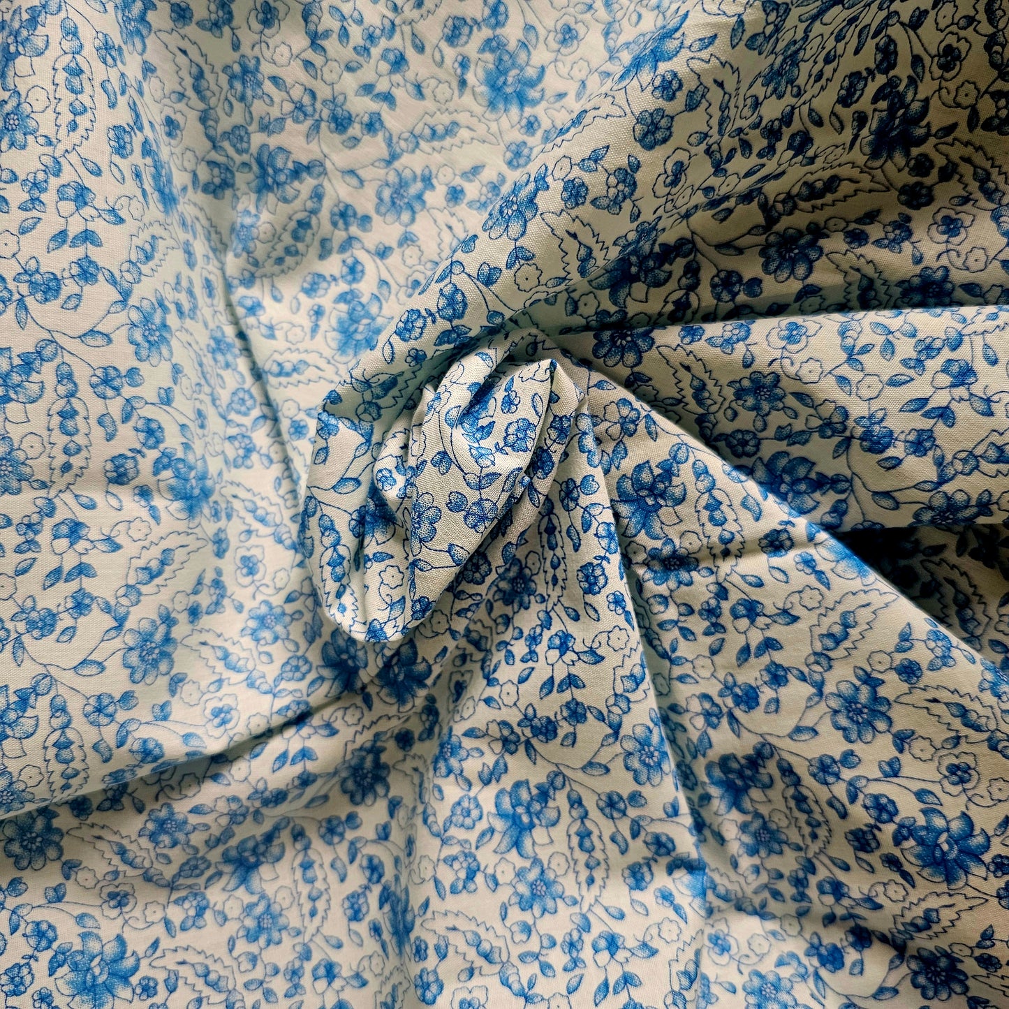 Fabric Printed Lawn - Floral Blue & Cream
