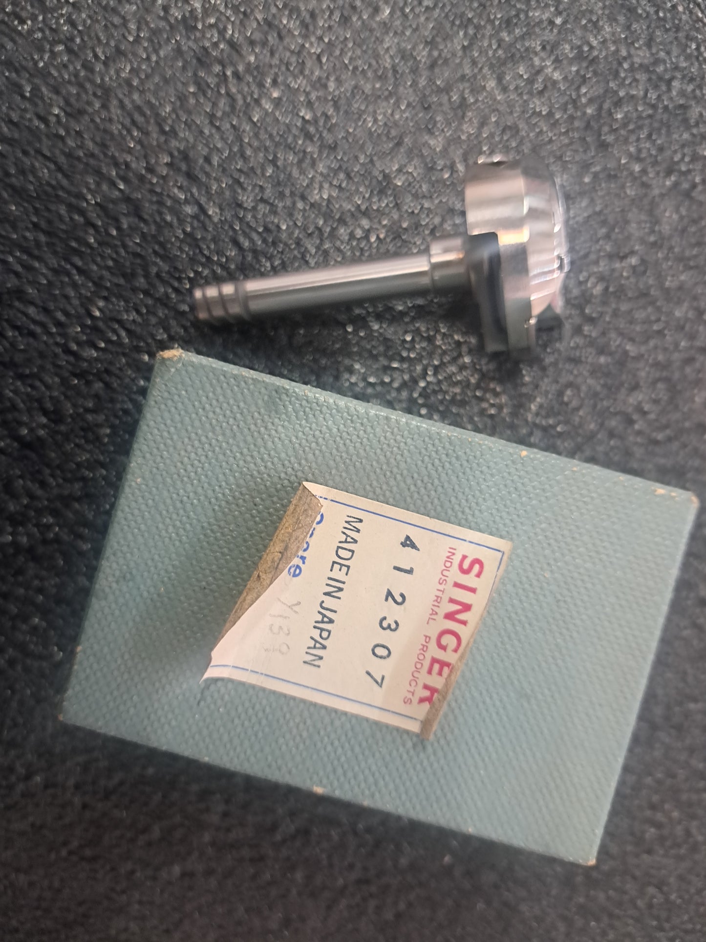 Industrial Parts Hook and Base for Singer 211/212