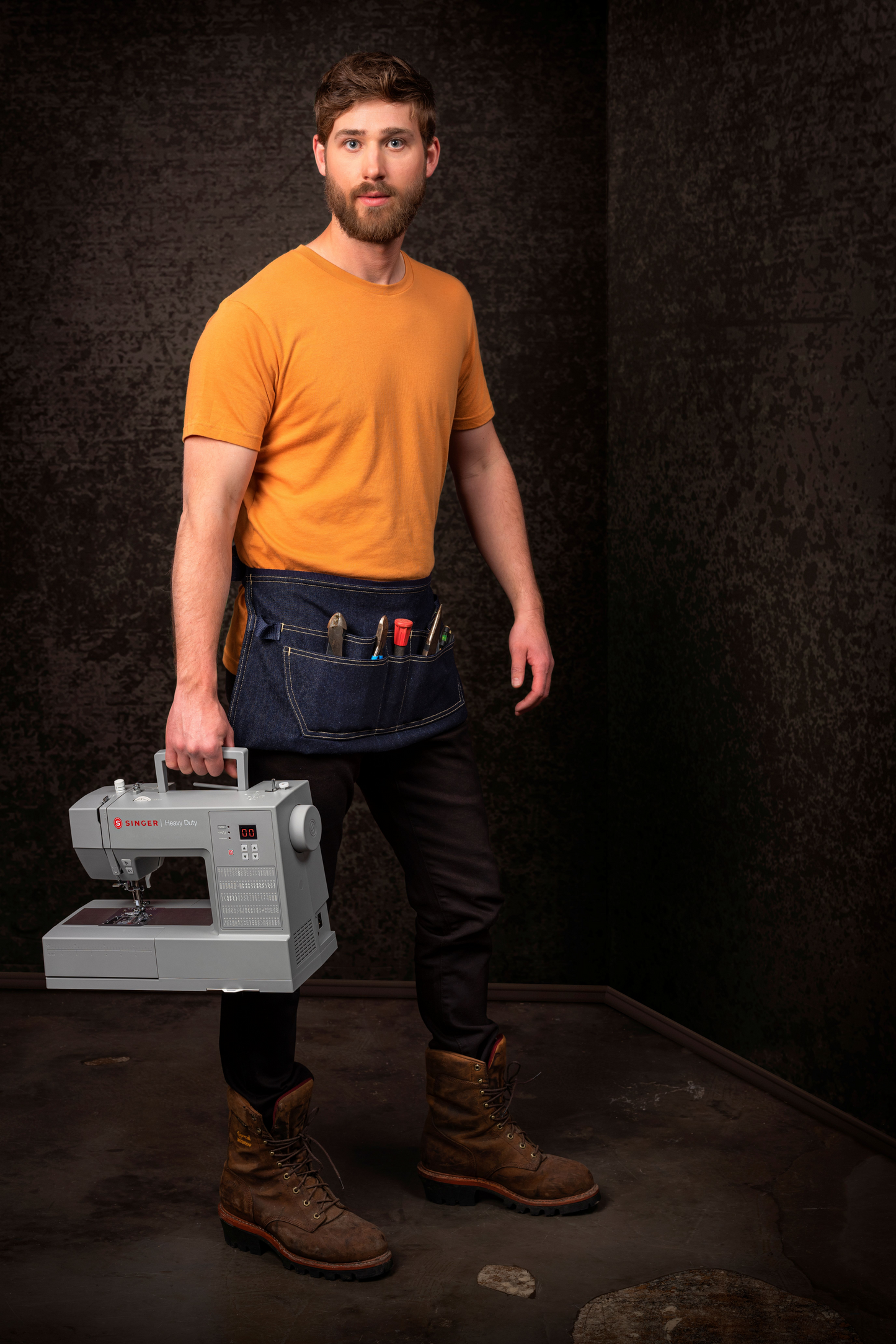 Domestic Sewing Singer Heavy Duty HD6605C