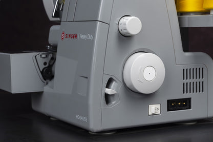 Domestic Overlocker Singer Heavy Duty HD0405S
