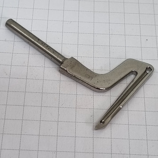 Industrial Parts Under Looper for Singer 842U/832 & Brother MA4-B551