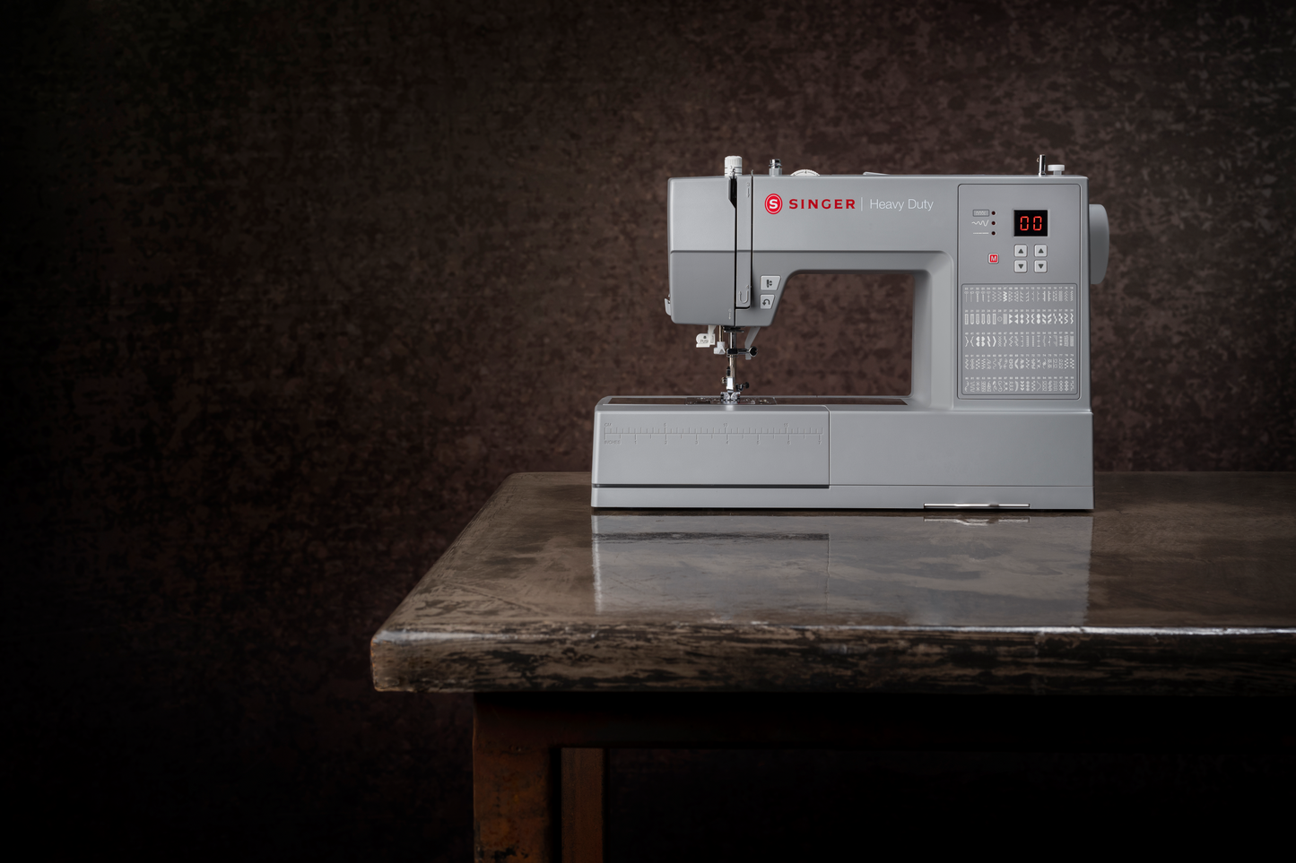 Domestic Sewing Singer Heavy Duty HD6605C